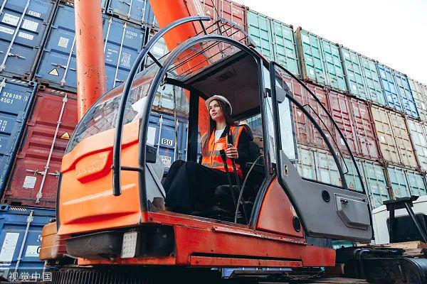 法国这些工作「没学历」也能拿高薪!第一个很难不心动……(图9) 法国这些工作「没学历」也能拿高薪!第一个很难不心动……(图9)